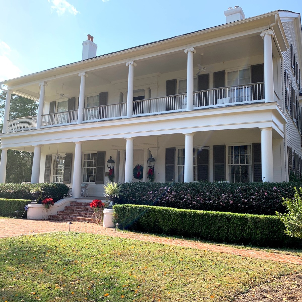 a large lawn in front of a building